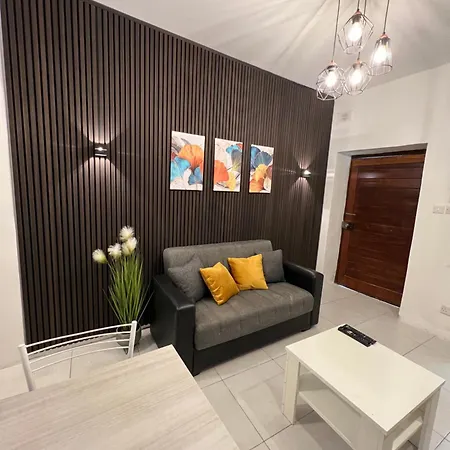 Cozy Nest: A Tiny Charm Maisonette Apartman Sliema