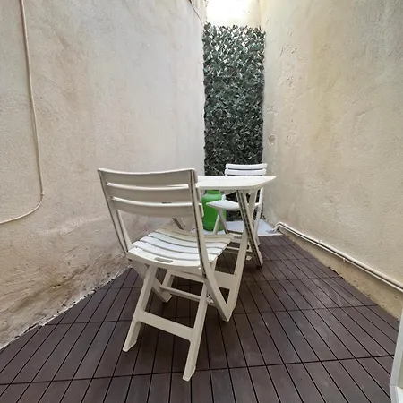 Apartman Cozy Nest: A Tiny Charm Maisonette Sliema