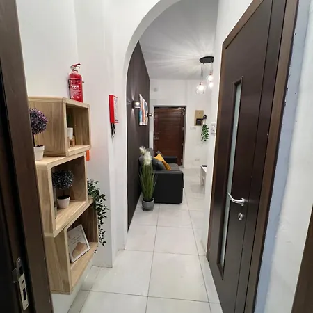 Cozy Nest: A Tiny Charm Maisonette